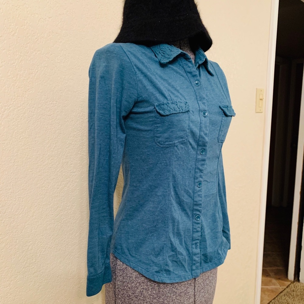Button Up Top - Picture 2 of 3